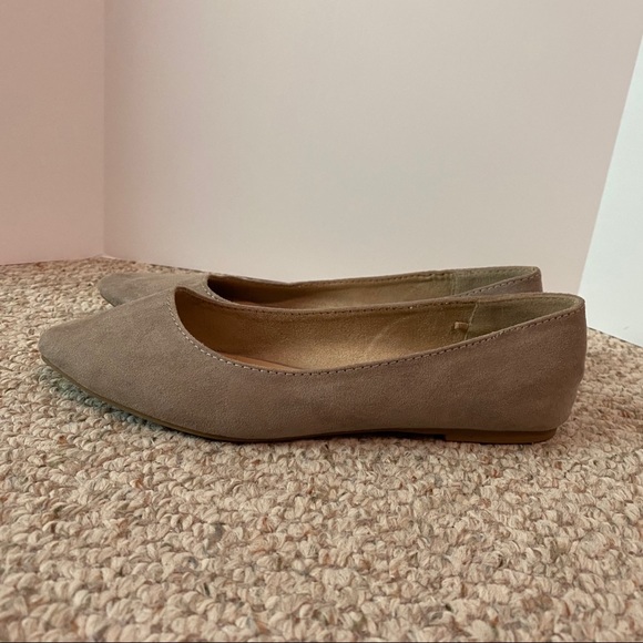 Taupe Flats - Picture 2 of 4
